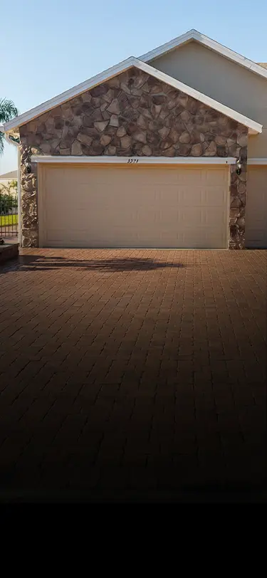 Professional <span class='text-secondary text-[32px] sm:text-[54px] lg:text-[64px] 3xl:text-[80px] leading-[110%] font-medium capitalize font-title'> Home <br/> Restoration </span> In Orlando